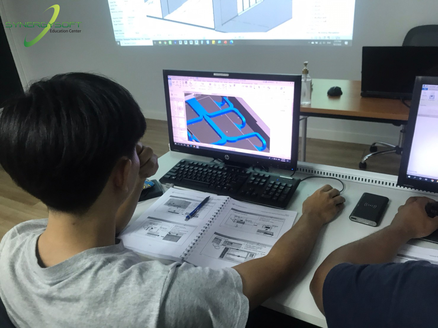 Synergysoft Education Autodesk Revit HVAC Modeling for Large Building Synergysoft Education Autodesk Revit HVAC Modeling for Large Building